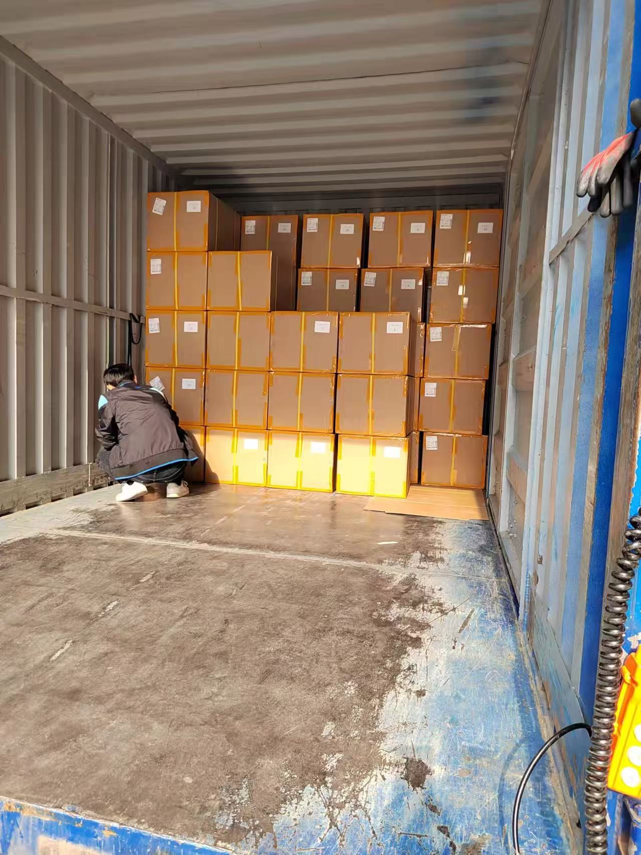 Order packing and dispatch
